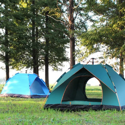 deux-tentes-camping-foret