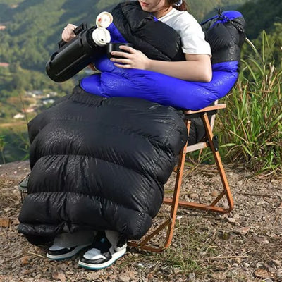 femme-breuvage-sac-de-couchage-bleu