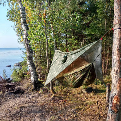hamac-suspendu-camouflage-riviere-foret