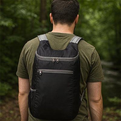 homme-foret-sac-a-dos-voyage