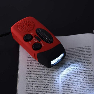 lampe-de-camping-eclaire-livre
