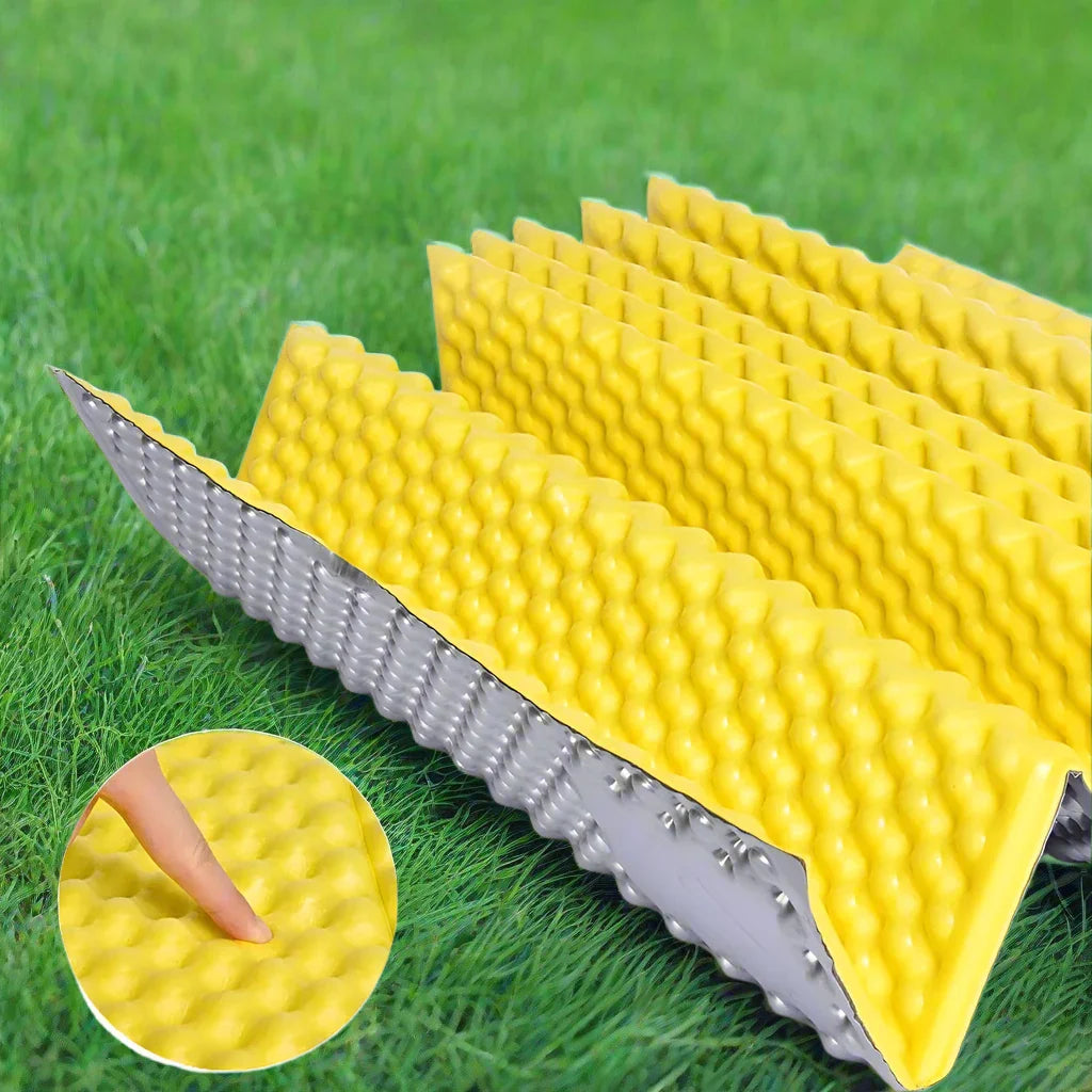 matelas-camping-lege-gazon