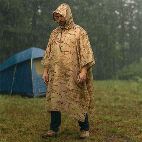 poncho-pluie-camouflage-tente-bleue