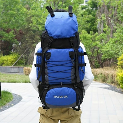 sac-a-dos-voyage-bleu-arriere-homme