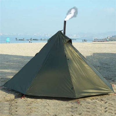 tente-de-camping-plage-fumee-cheminee