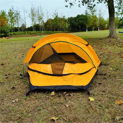 tente-randonnee-jaune