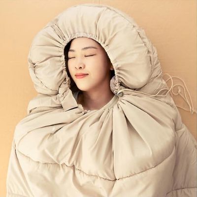 tete-femme-emmitouflee-sac-de-couchage